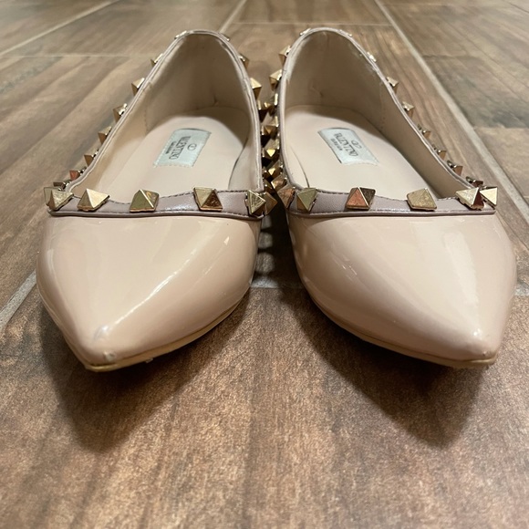 Valentino Nude Rockstud Patent Ballet Flats 34 4 - Picture 4 of 8